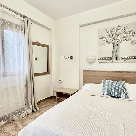 Forest By Granari Vilă